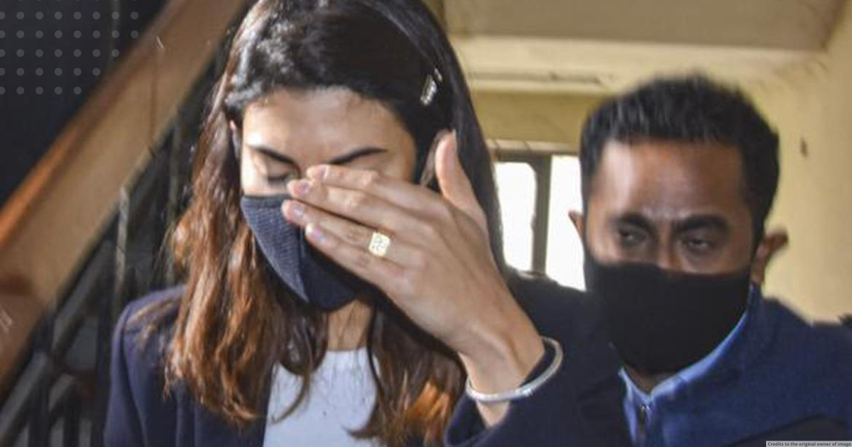 200 cr money laundering case: Delhi court summons Jacqueline, directs her to appear on Sept 26